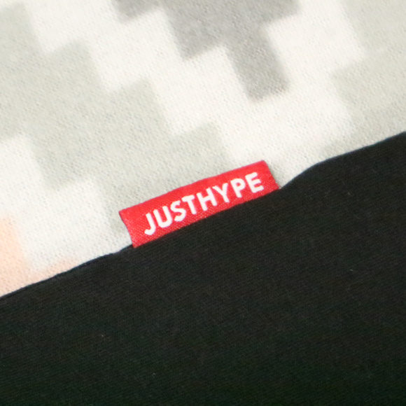JUST HYPE x COCA COLA Hype Black Tee - Picture 5 of 6